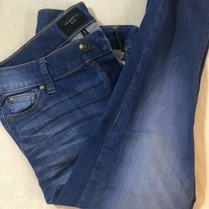 Stretchy skinny jeans